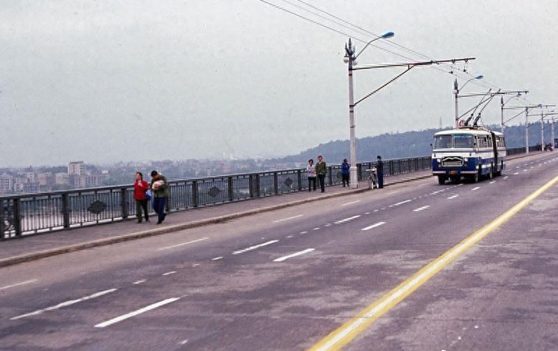 日军日记：*安妇慰**不服从管教，我很愤怒，用*刀刺**插入她的*体下**