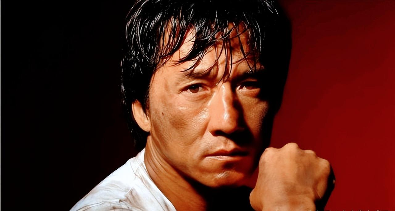 成龙惊天一跳震惊国外视频,成龙惊天一跳吓坏好莱坞