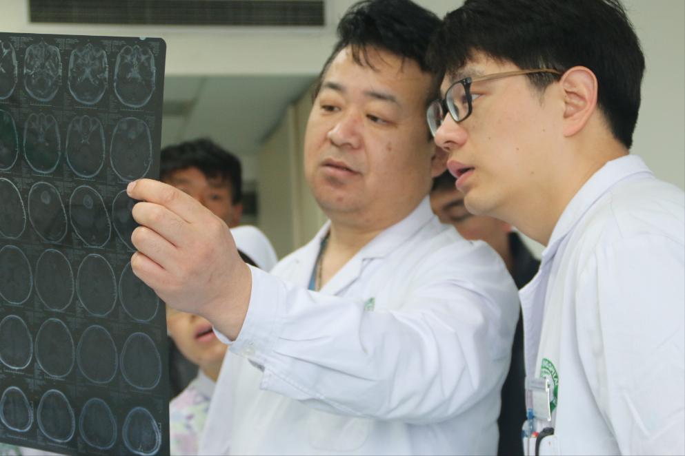 什么原因可导致身上毛发大量脱落,什么原因会导致毛发脱落