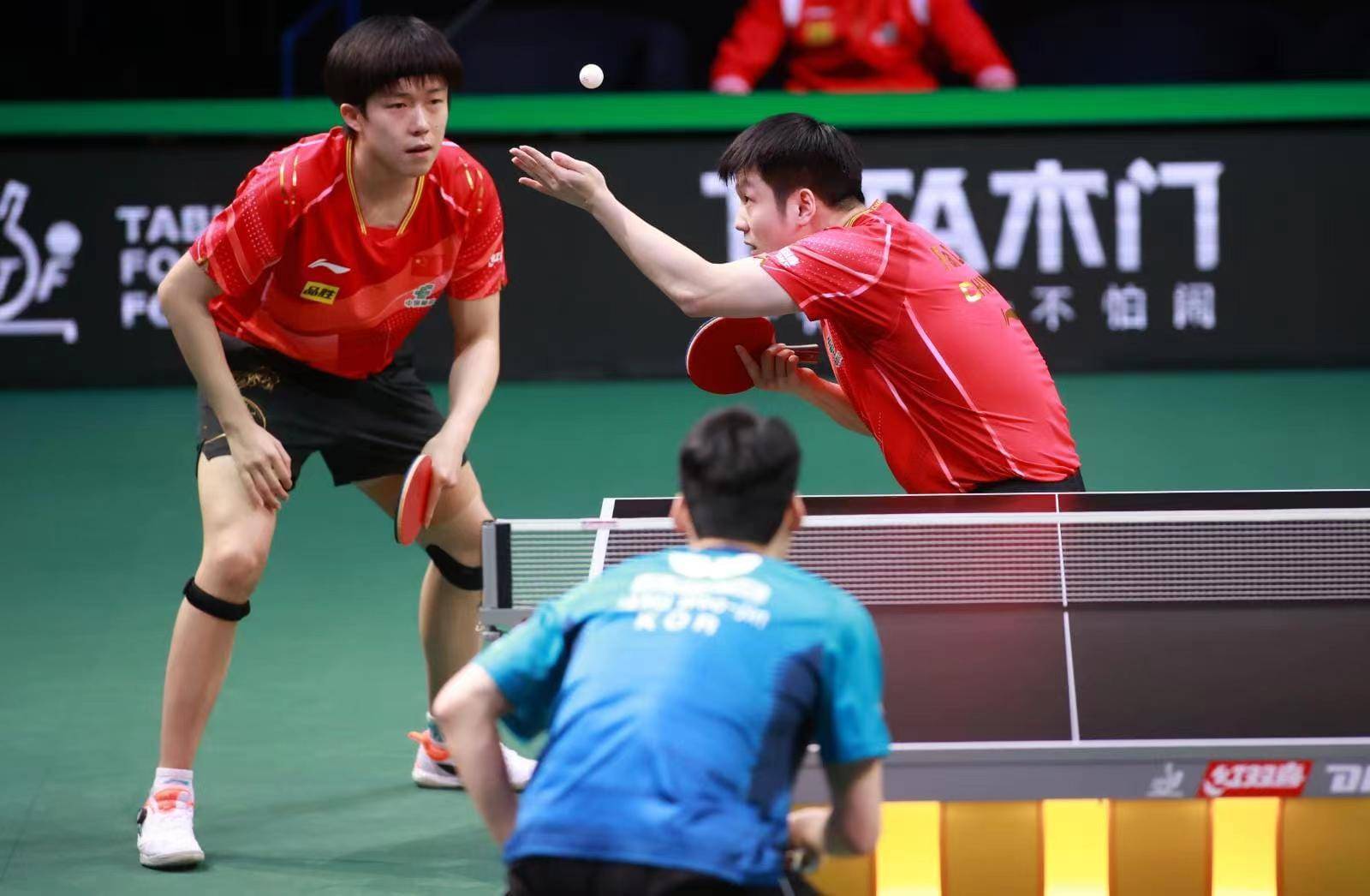 王楚钦击败马龙赢得冠军,王楚钦击败马龙樊振东夺冠