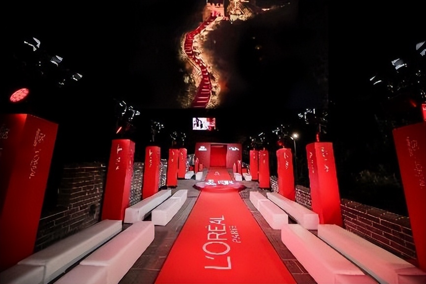 欧莱雅刘雯防脱安瓶,欧莱雅活动现场刘雯