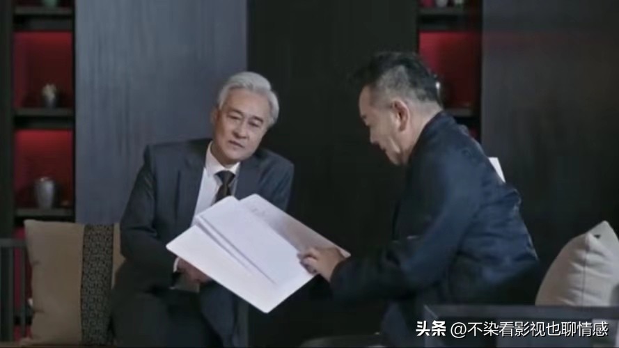 《都挺好》：资本家老蒙的本质，对你好是为他所用