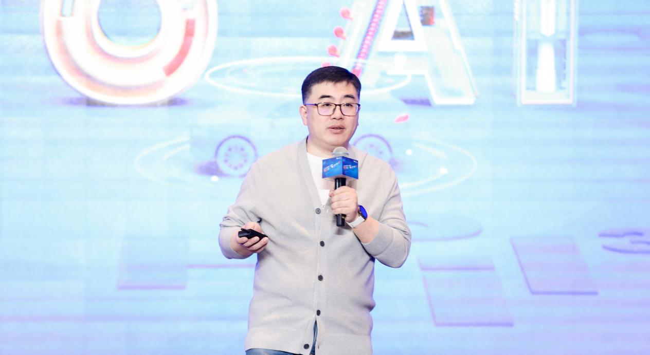 毫末智行发布DriveGPT雪湖·海若，官宣获得3家主机厂定点合同