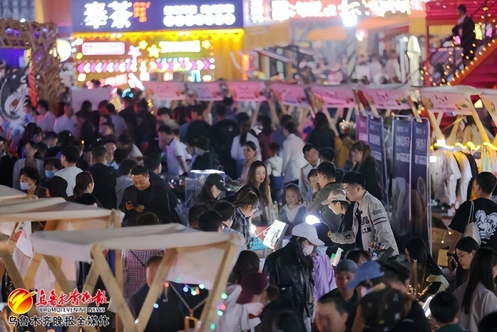 公园购物街区,公园门店网红打卡