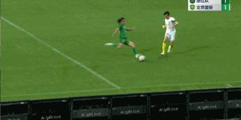 中超最新战报山东泰山,中超最新排名泰山绝杀国安领跑