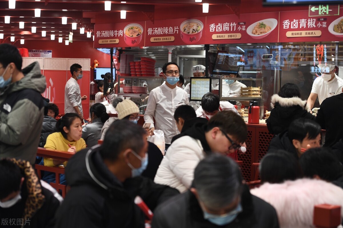 中国一季度经济，增长4.8%！中国老百姓爱上消费！美国人想接触？