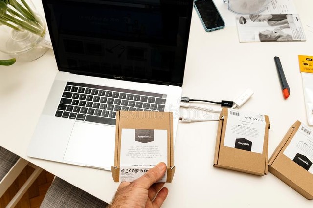 亚马逊新手做哪个站点比较好呢,亚马逊单站点和双站点