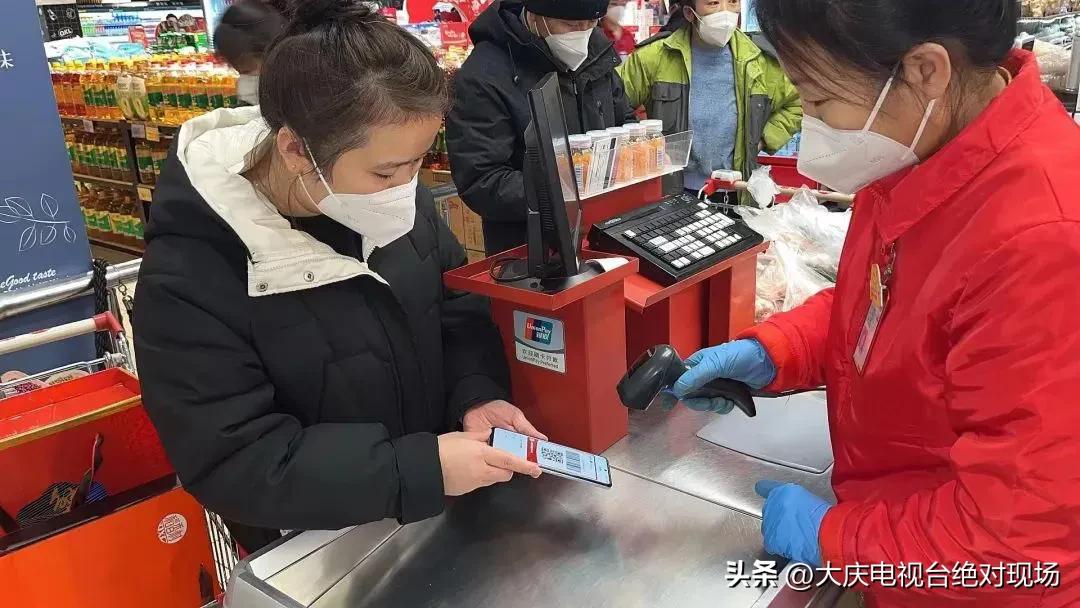 烟火气更旺新年味更浓,年味在“烟火气”中升腾