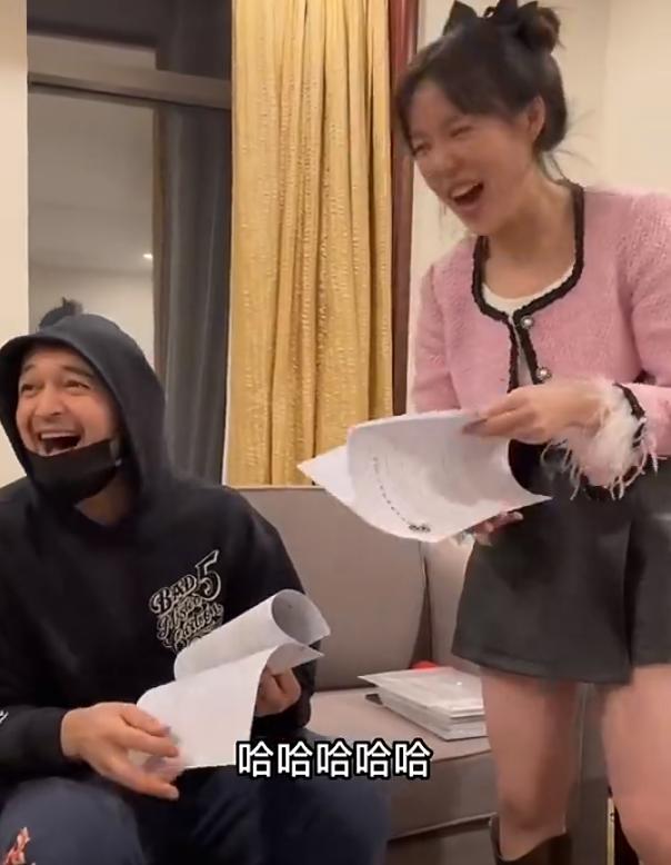 豪横!同曦90后美女老板亲自出马,天价续约西热力江,工资随便填