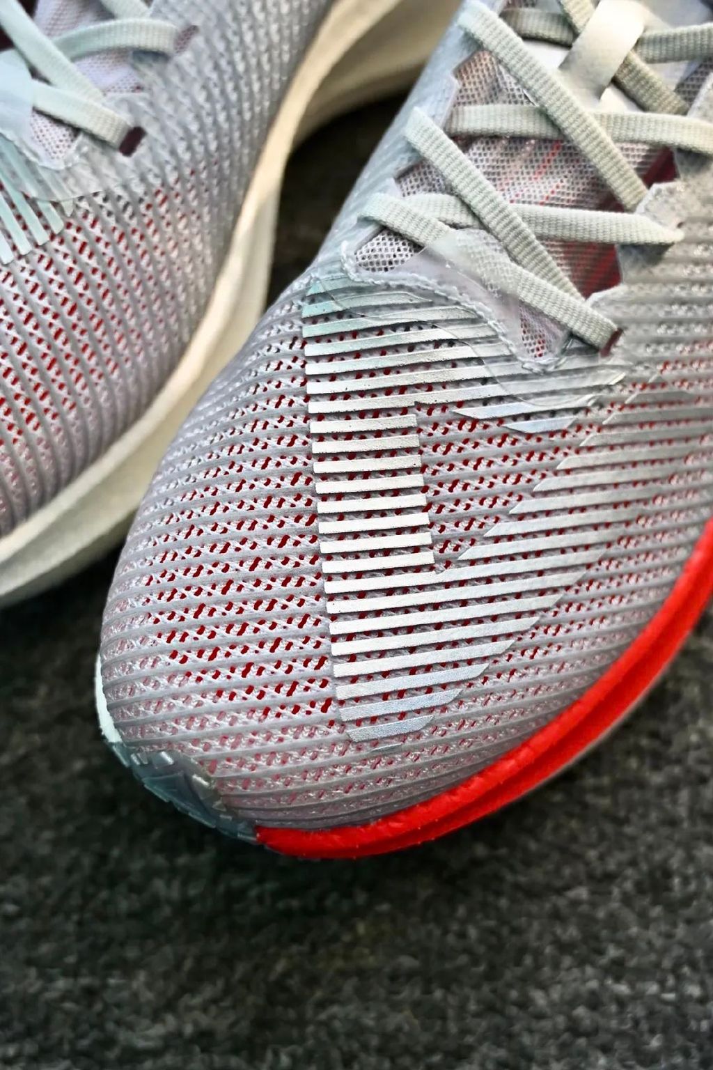 匹克up302.0测评,匹克碳板跑鞋up302.0