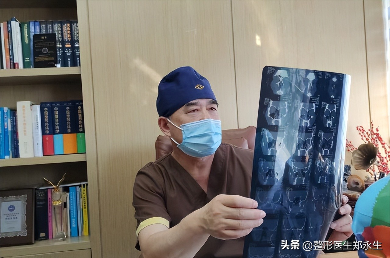 歪鼻子如何整形,歪鼻手术案例男