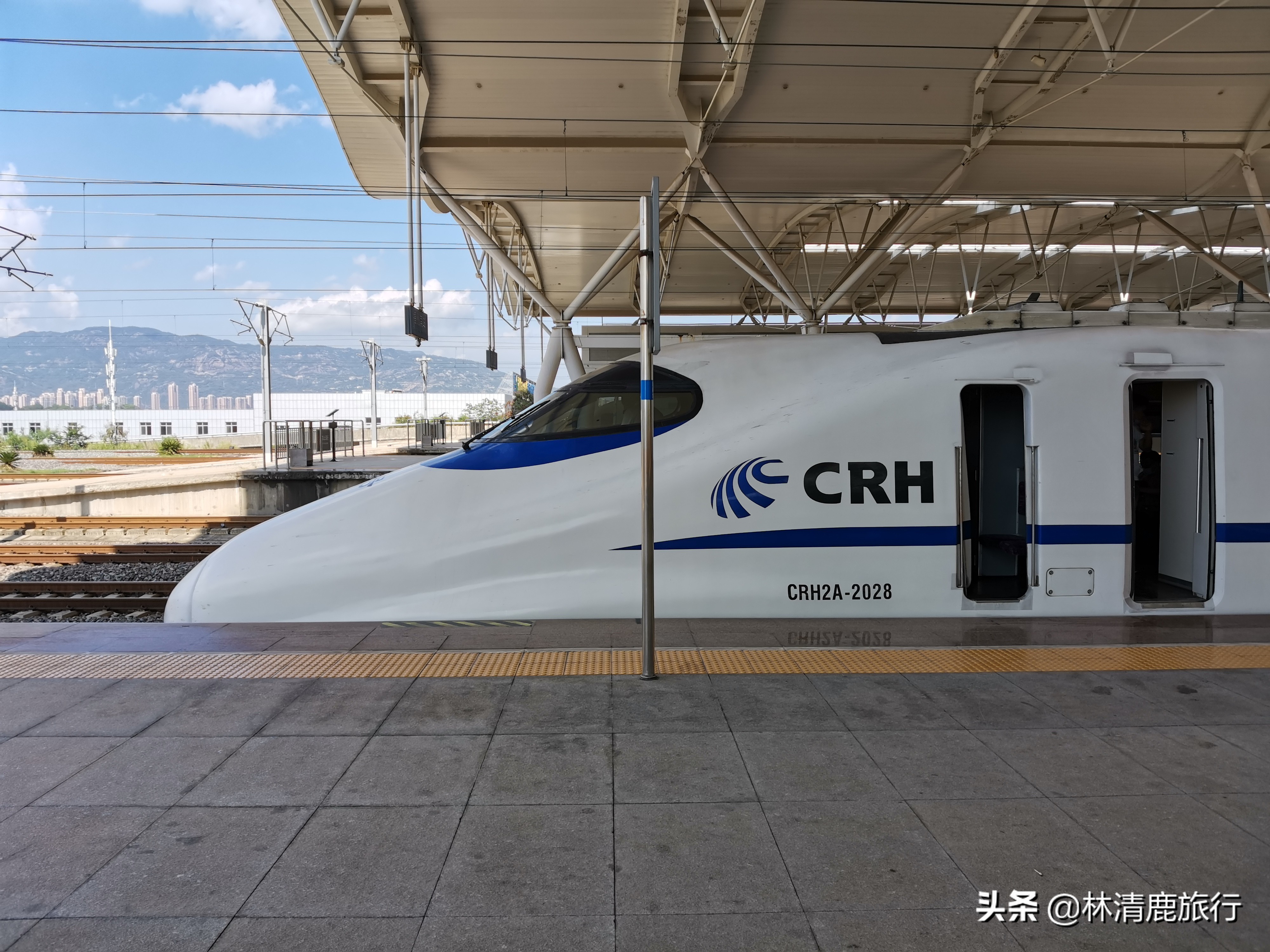 这座宜居二线城市，医疗好气候佳，可看大海可赏花，适合养老旅居