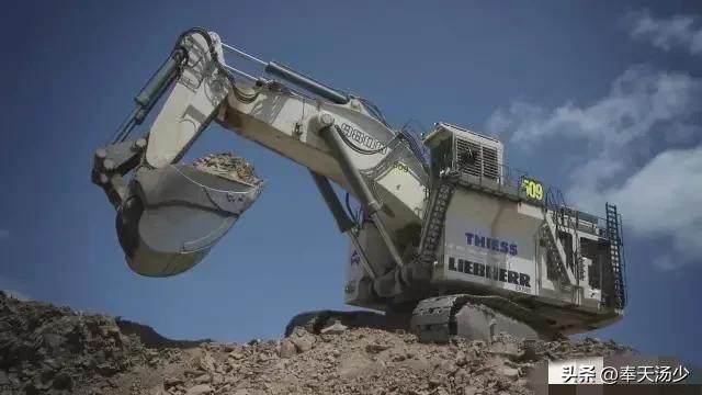 利勃海尔挖掘机9800反铲,世界最大挖掘机利勃海尔r9800
