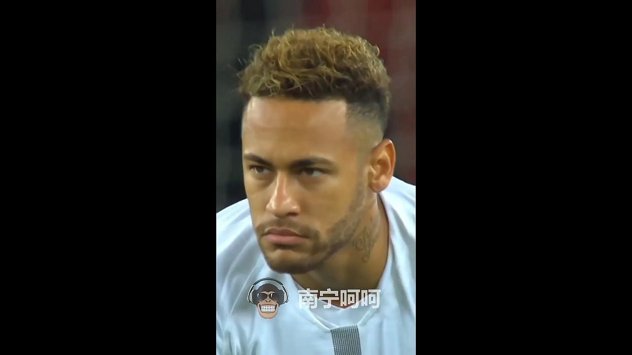 巴西一哥历史最高转会费,世界足坛第一个身价过亿的是谁