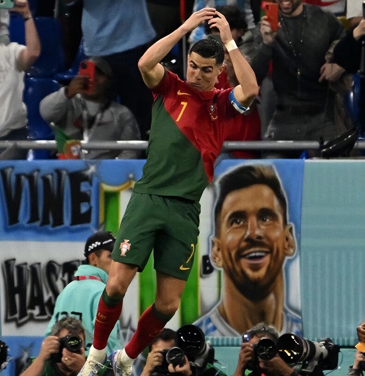 卡卡c罗双响葡萄牙2-1,世界杯葡萄牙vs摩洛哥卡卡