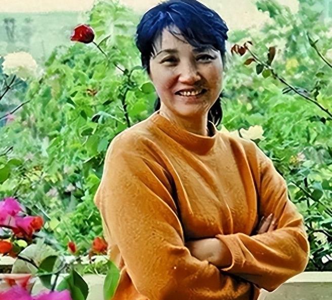 她在美国生活多少年,她在美国