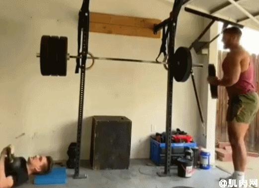 健身房器械健身完全指南,健身房器械正确的健身方法