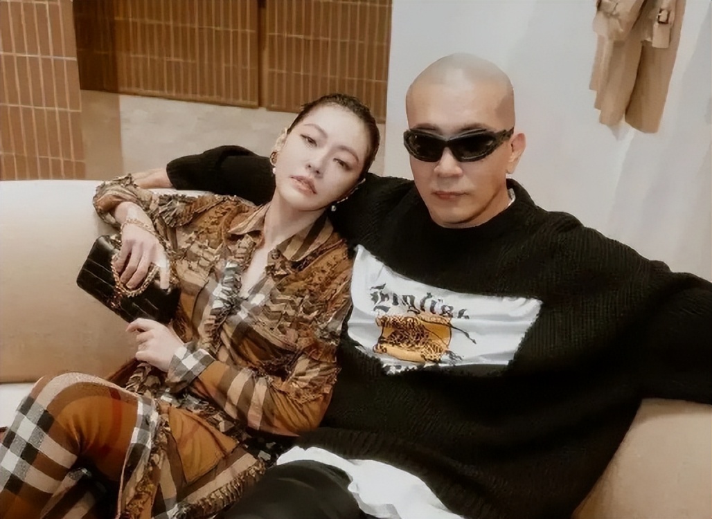 “软饭男”具俊晔离开台北，不好意思赖在汪小菲家，跑法国打工了