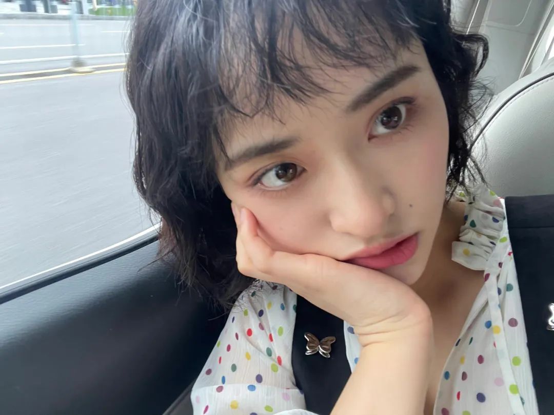 头发又细又软又少适合剪什么发型,头发细又少圆脸适合什么短发发型