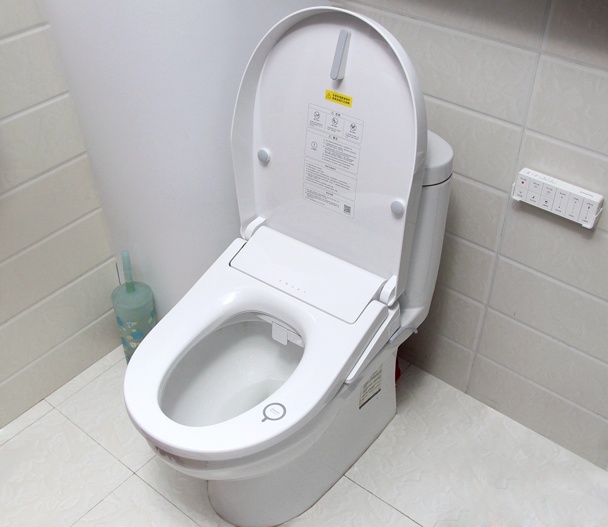 换了智能马桶盖,如何更换智能马桶盖的方法