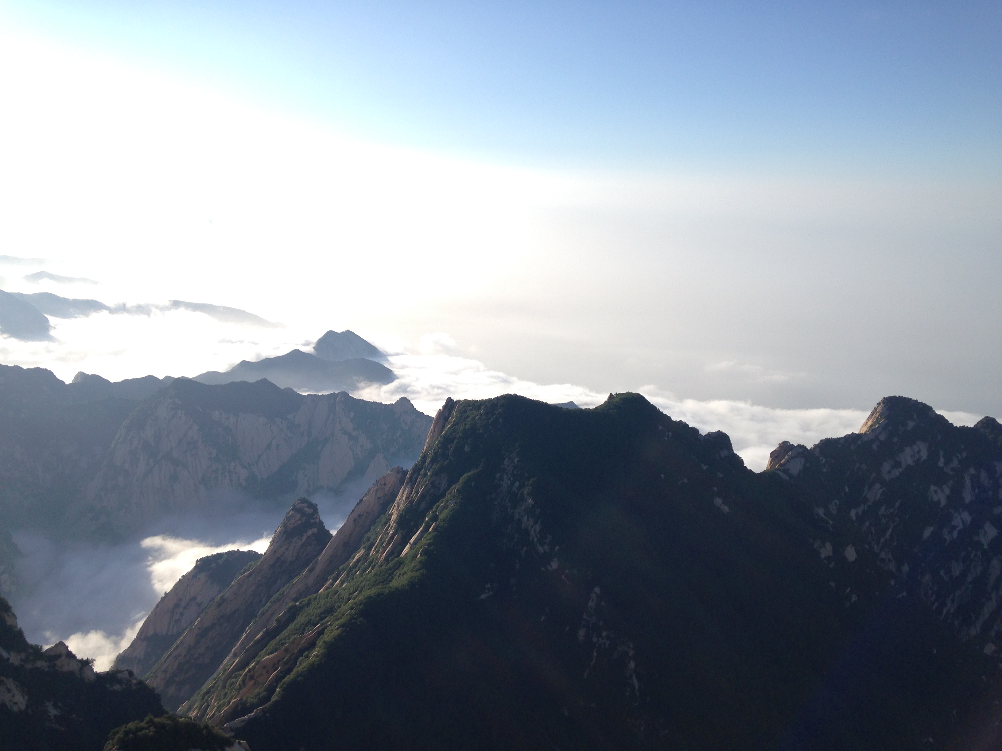 华山这么危险建议爬吗,去华山一定得爬最险的吗