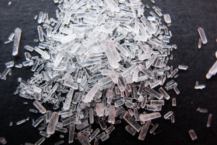 鸡精危害大还是味精危害大,味精跟鸡精哪个更好哪个危害更大