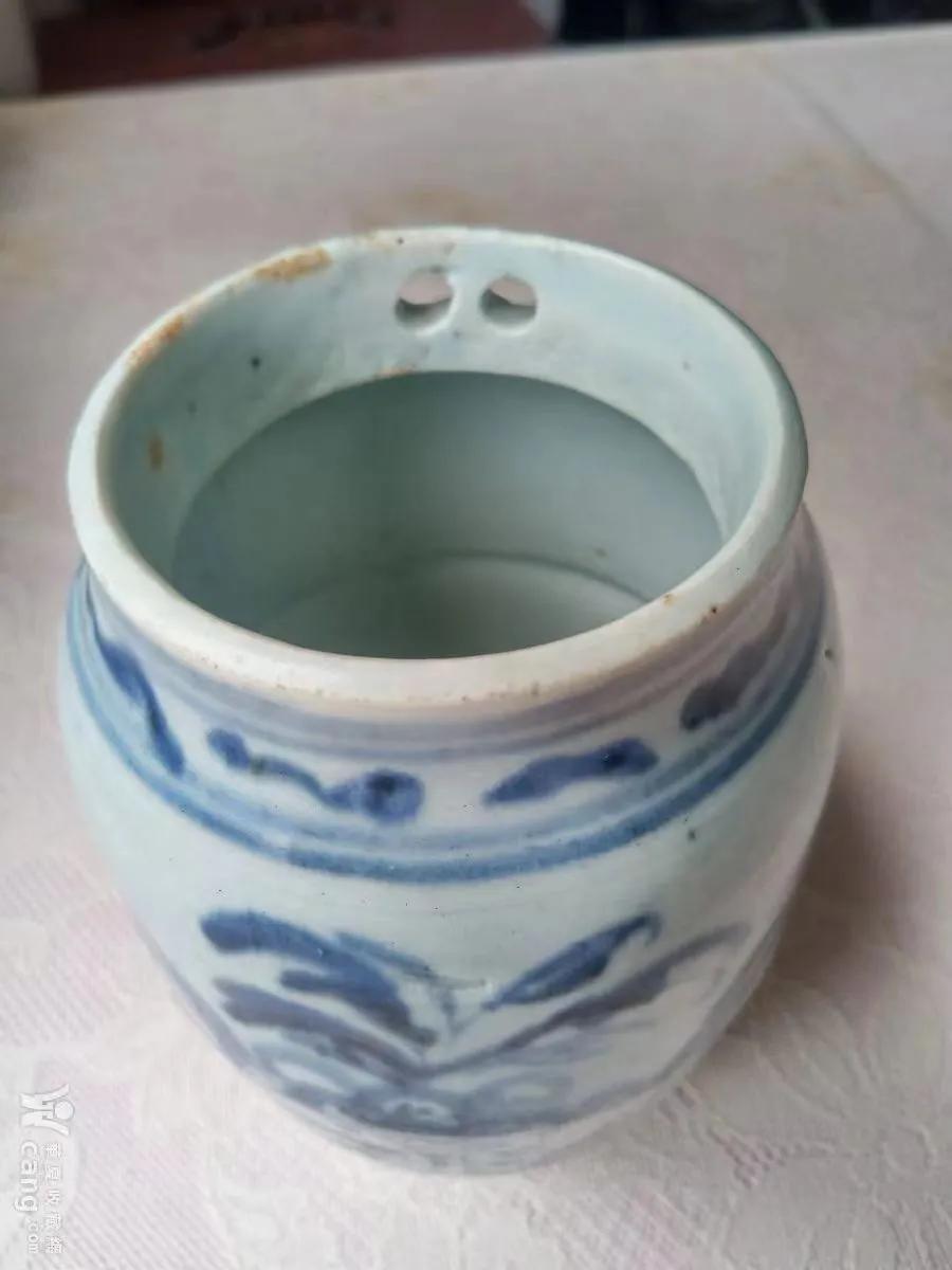 一件箸瓶，600买的，转手卖了3800，到款却只有3500，怎么回事？