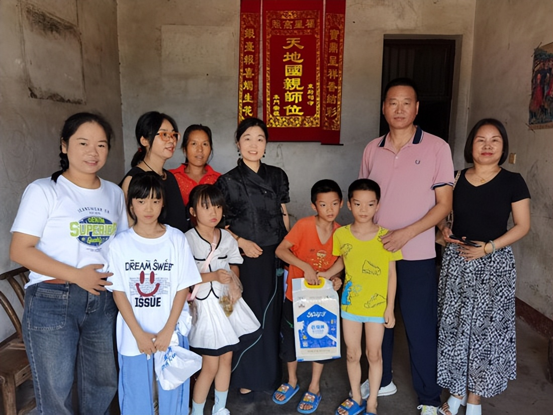 常德市装饰建材行业协会：走访调研贫困学生，温情关怀暖人心