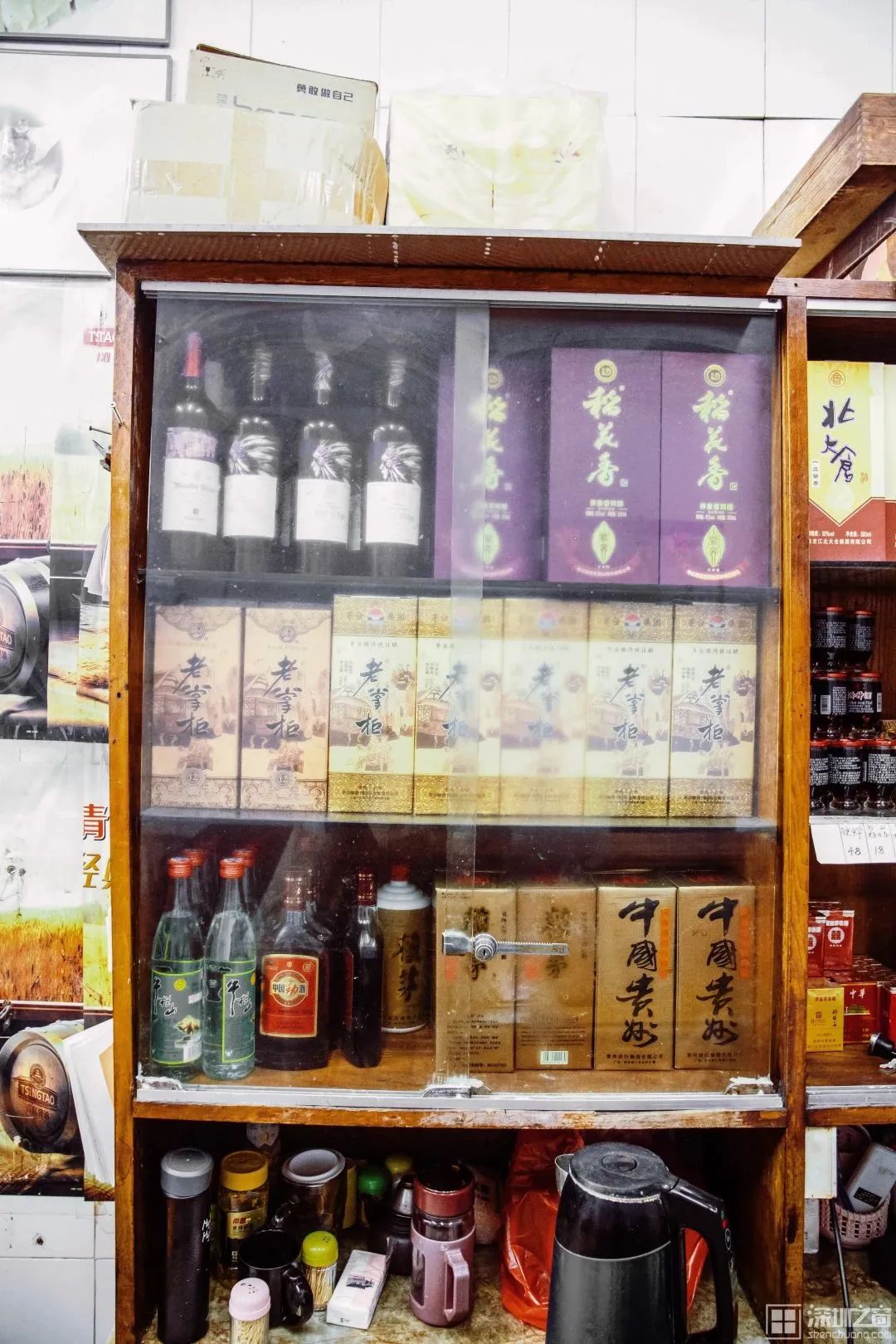 80年代的职工食堂,40年前的职工食堂