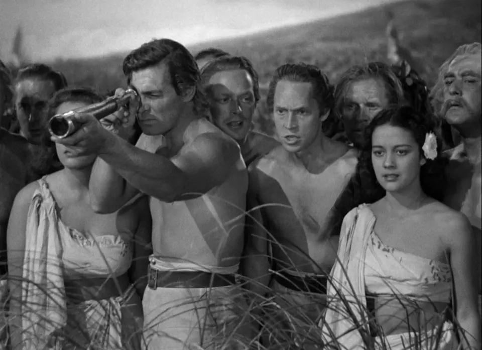 九名英军逃入荒岛,英国军人叛逃