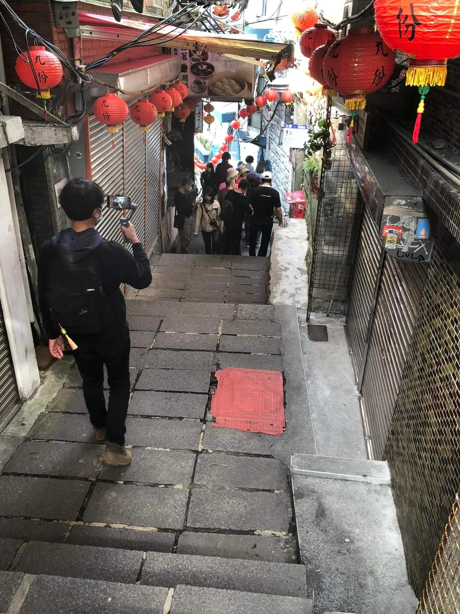 悼敦励刘峻言航拍记录中国台湾系列的真正拍摄者心系两岸的台青