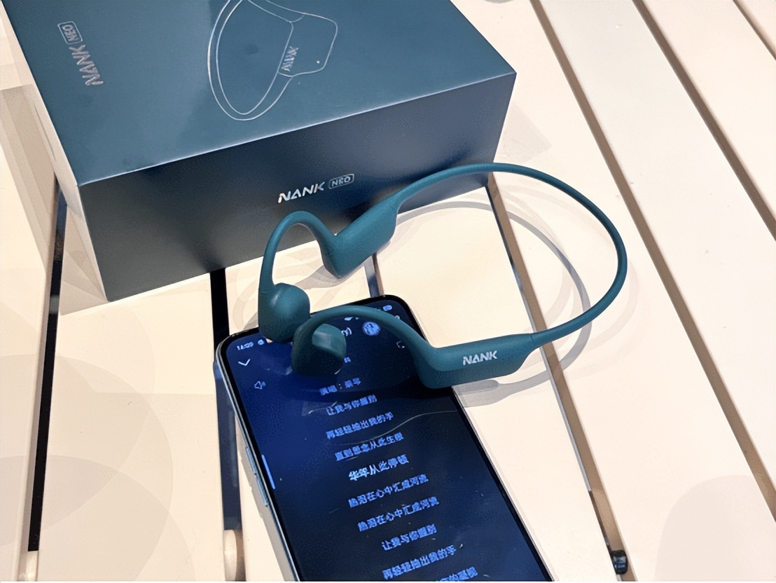 半入耳式蓝牙耳机推荐运动耳机,运动蓝牙耳机推荐哪款实用