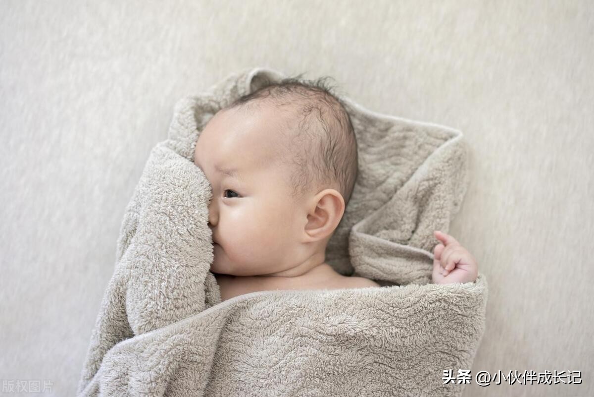 萌宝成长记录七个月零十三天,萌宝成长记录6个月