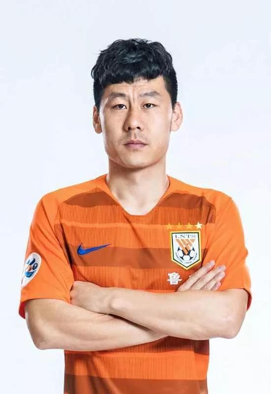 橙衣在身,泰山在心,我爱山东泰山系列文章,球员(后腰篇)