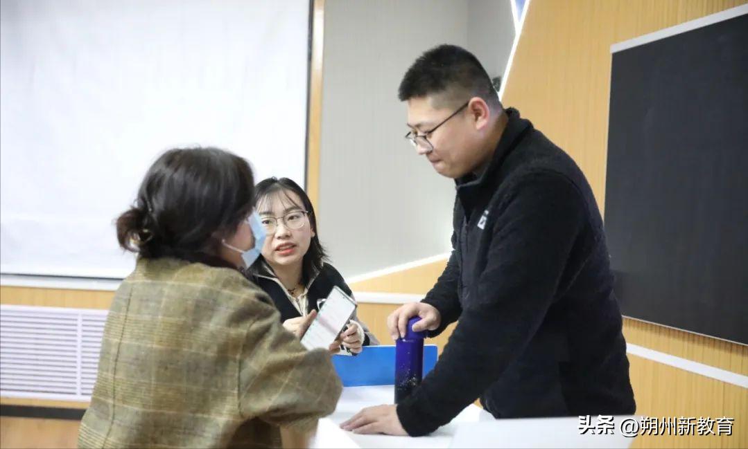 北部校区开展希沃白板培训活动,开展希沃白板培训做好教育先行者