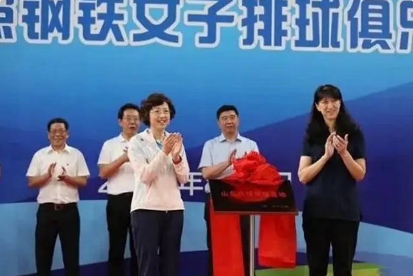 赖亚文的现身,52岁赖亚文重回赛场