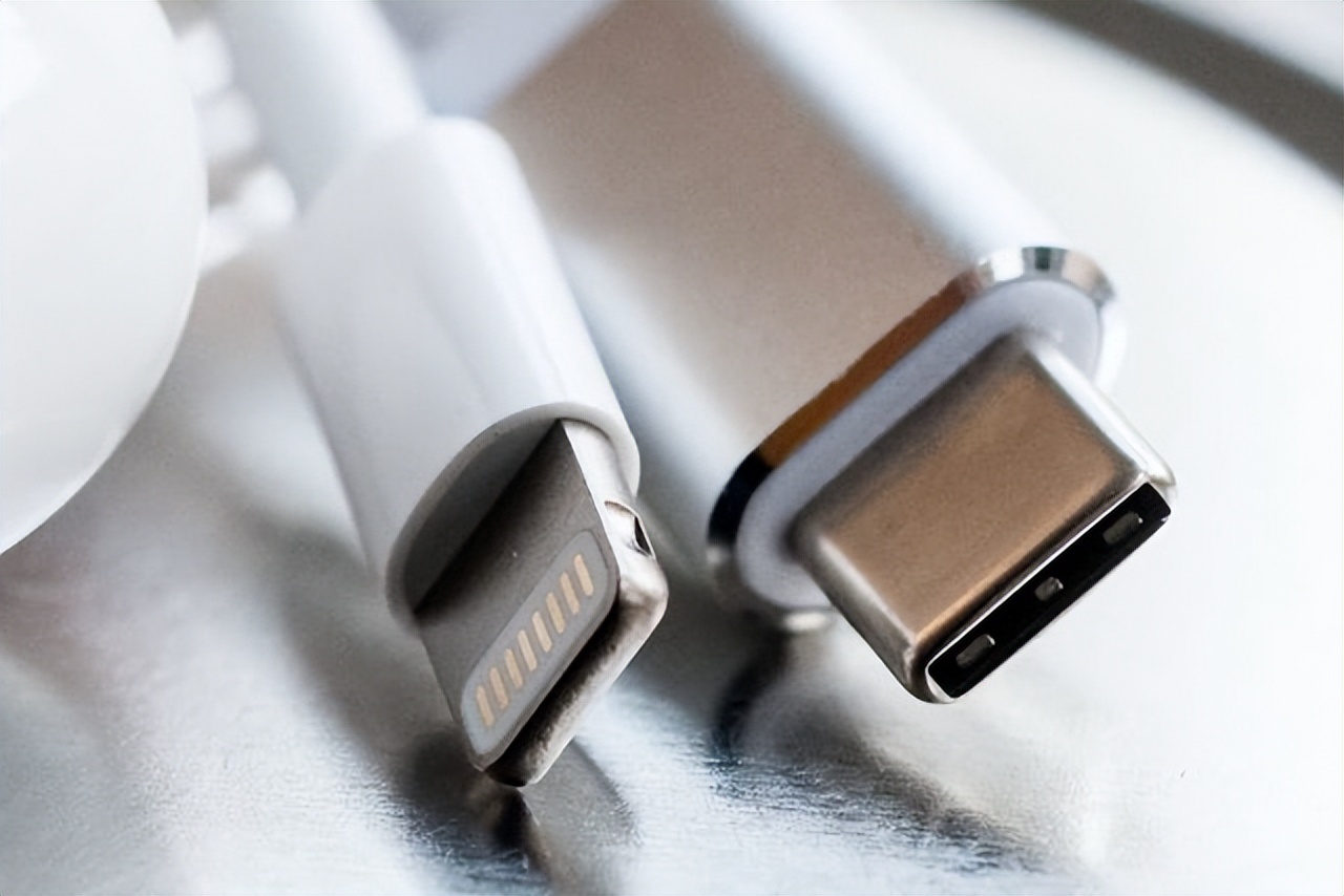 iphone15type-c接口会不会容易坏,曝iphone15改用type-c接口