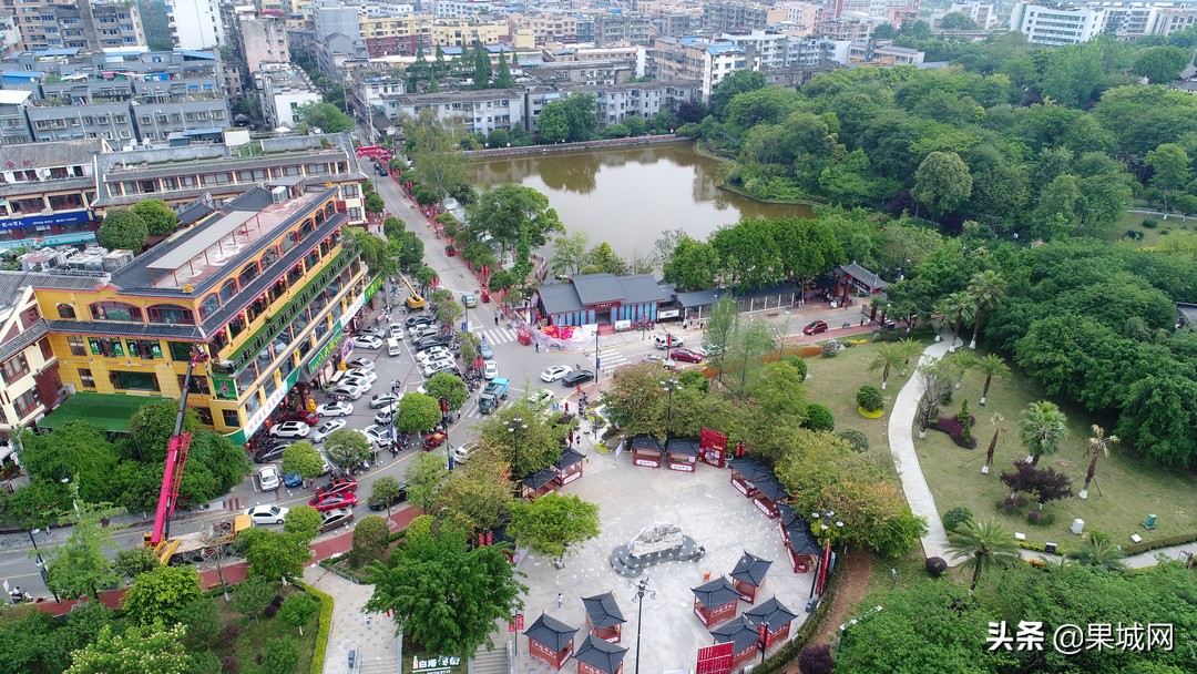 南充白塔耍都目前怎么样,南充白塔耍都夜景