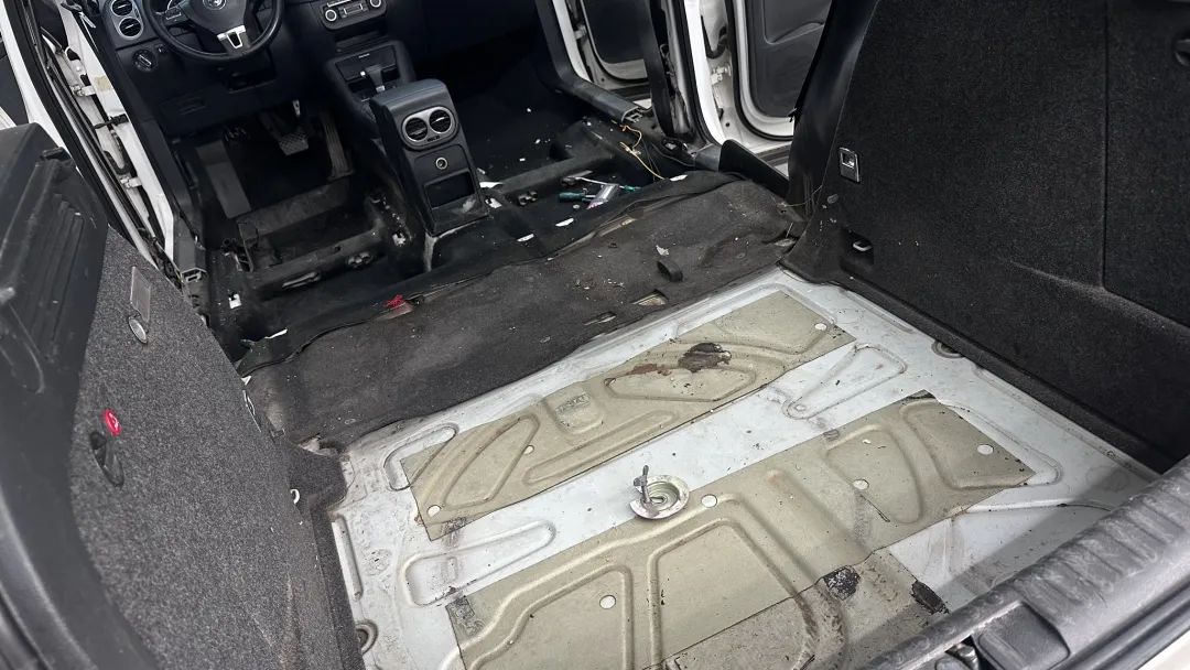 12年大众途观二手车翻新,大众途观外观塑料件翻新