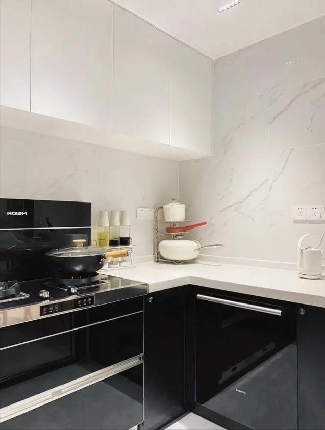 发现江西一户人家,全屋仅有7件家具,堪称“极简教科书”,晒晒