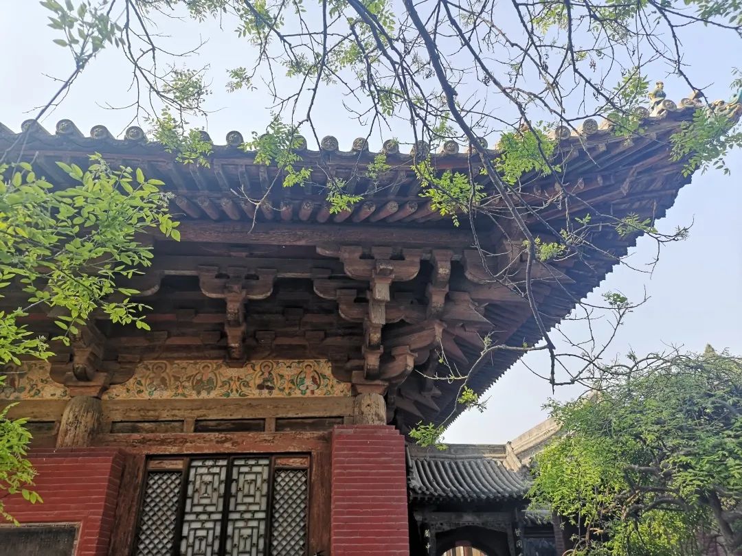 从梁思成和林徽因的选择，看中国古建筑的独特价值