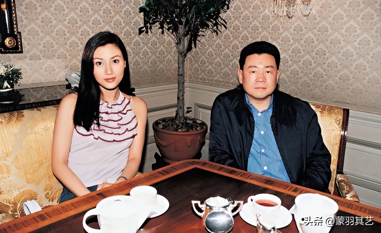 刘銮雄90分钟记者会，回应跟女星所有传闻，包括体内塞高尔夫球