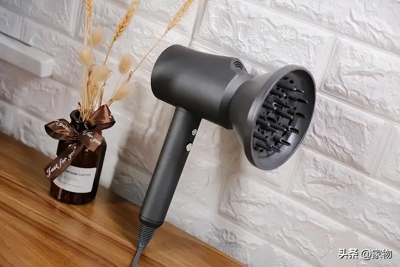 吹风机推荐风大不伤发测评,吹风机怎么选比较实用又好用