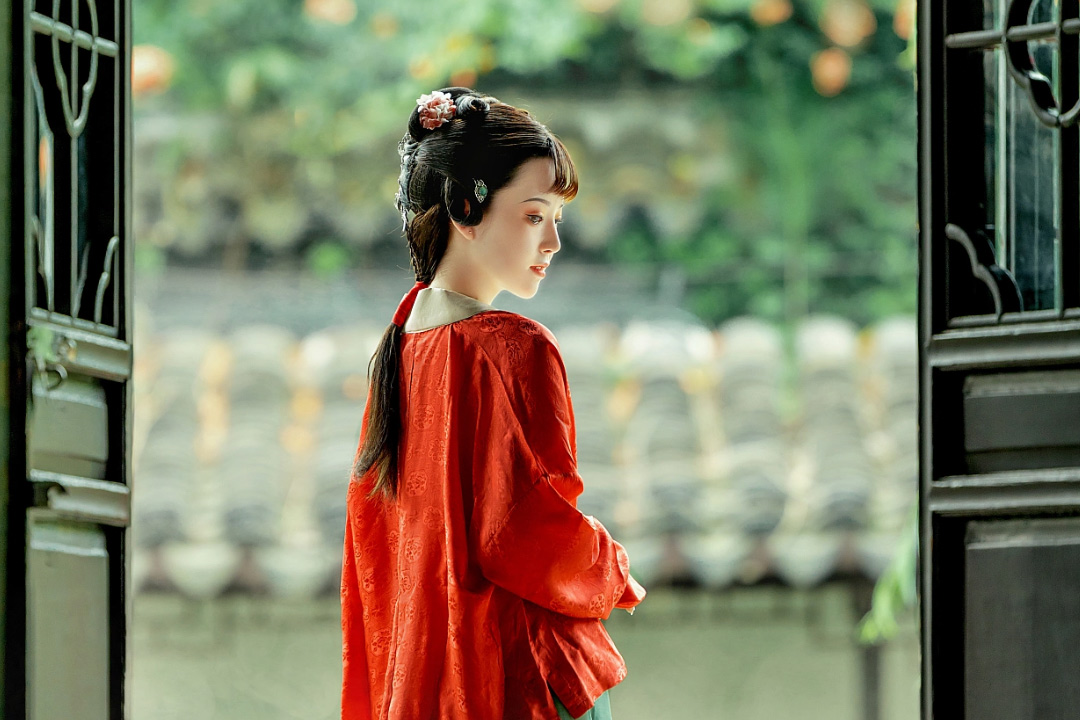 两位宋代无名蜀妓,两首小词深情又活泼,却暗藏深深的无奈