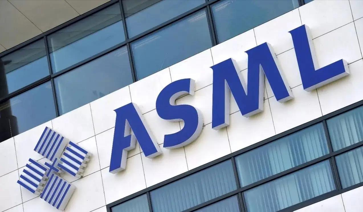 ASML三季度售出86台光刻机，12台为高管设备，中国买了多少台？