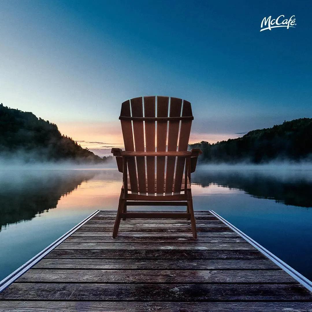 麦当劳新品汉堡海报,麦当劳最新夏日海报分析