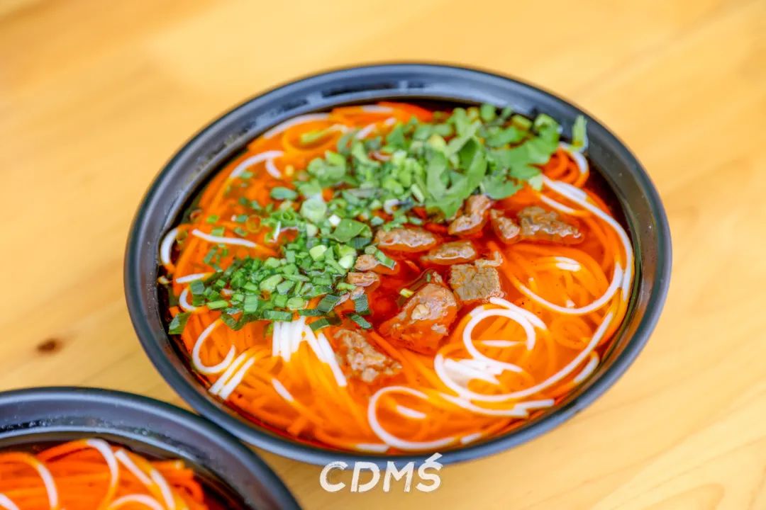 嗦粉成都美食,成都美食嗦粉