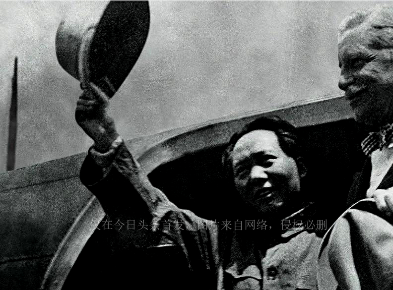 毛主席重庆谈判，中央派“一虎二龙三鼠”保护，戴笠：谁是三叔