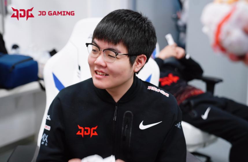 tes被karsa骂的上单是谁,karsa教训队友