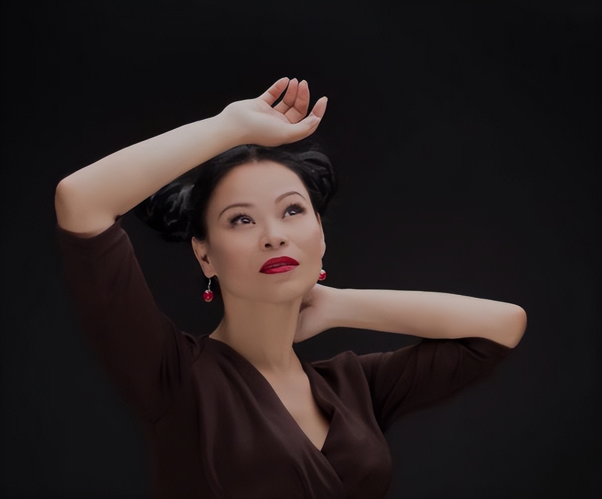 女性到40岁后瘦好还是胖好,40岁以上的女性胖点好还是瘦点好